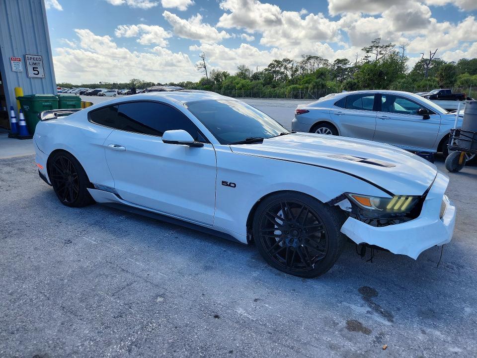 2017 Ford Mustang gt