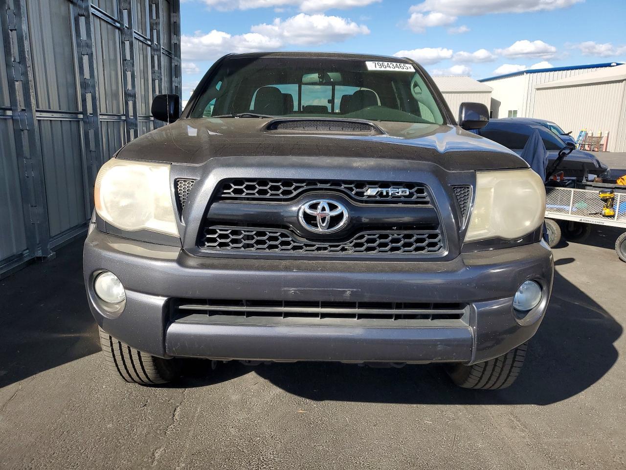 2011 Toyota Tacoma Prerunner V6