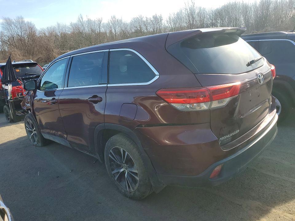 2019 Toyota Highlander le