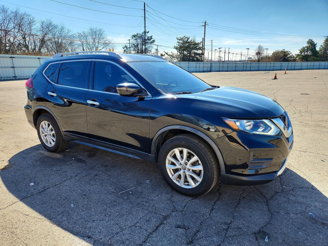 2018 Nissan Rogue sv
