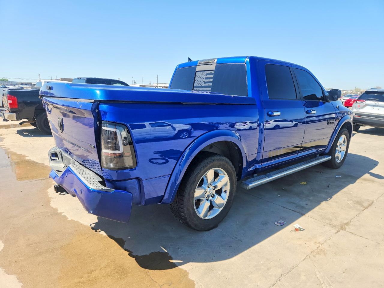 2015 Dodge RAM 1500 SLT