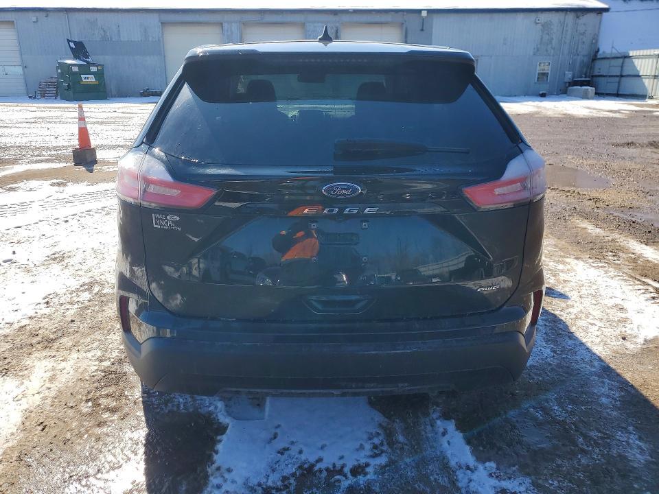 2023 Ford Edge se