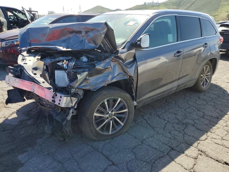 2018 Toyota Highlander xle