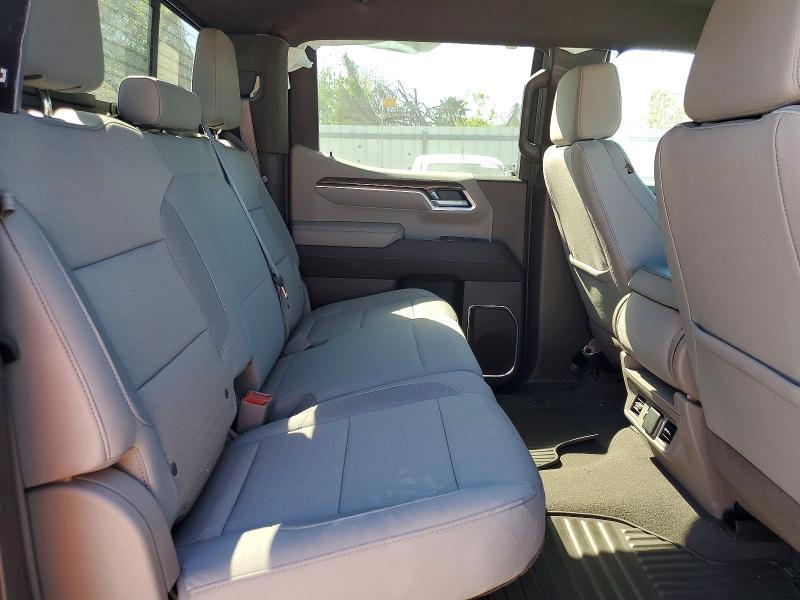 2024 Chevrolet Silverado C1500 LT