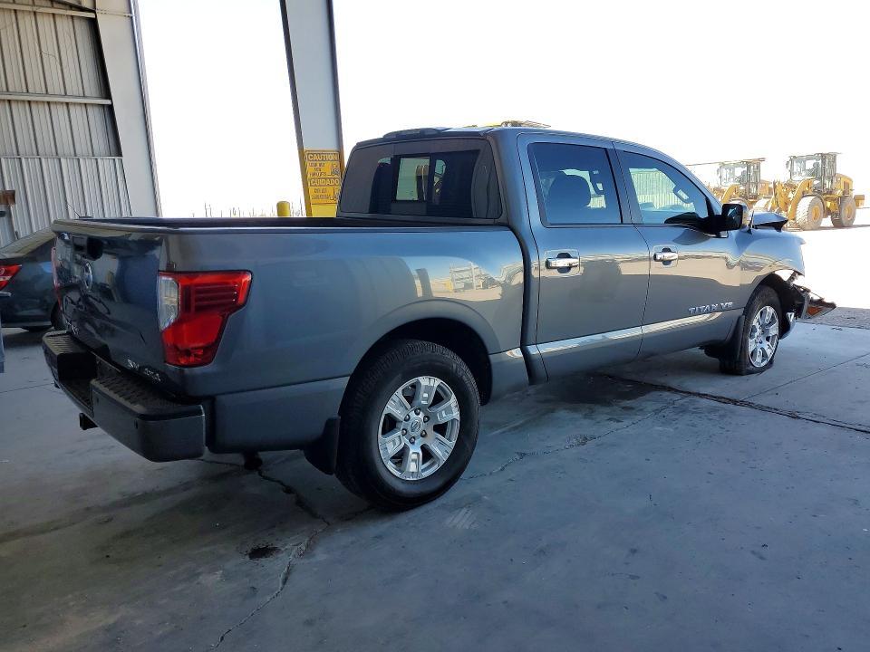 2019 Nissan Titan SV