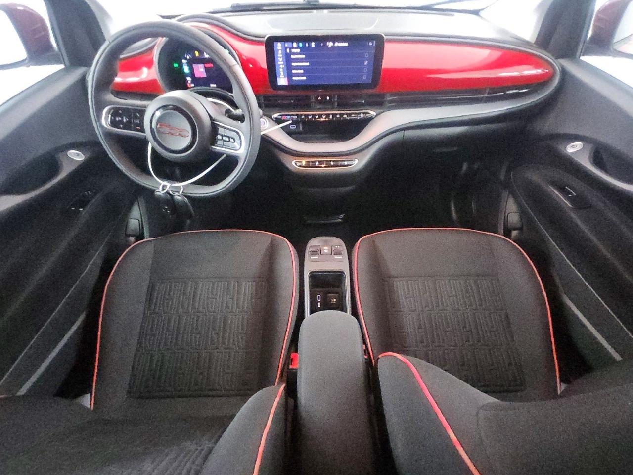 2024 Fiat 500 e red