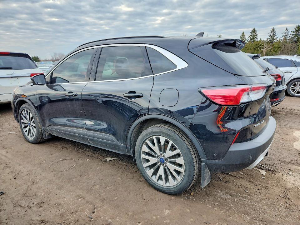2020 Ford Escape Titanium