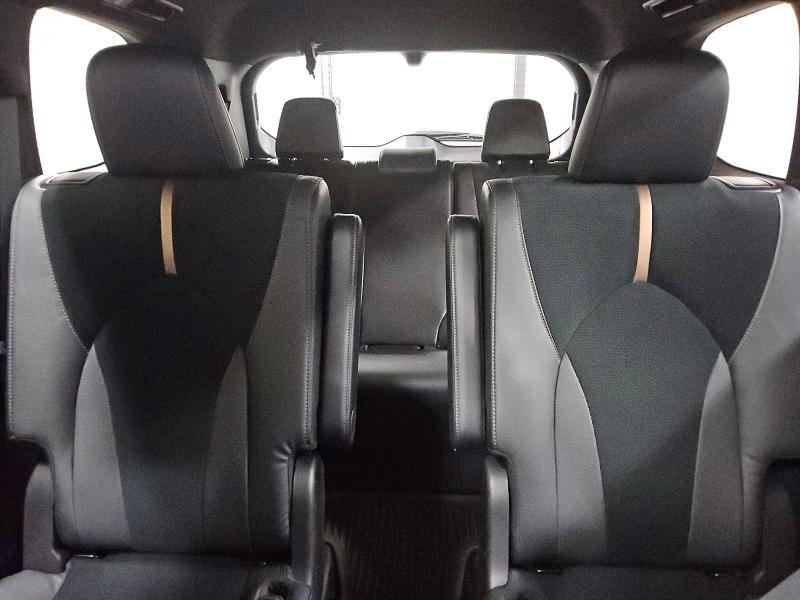 2025 Toyota Grand Highlander Hybrid max Platinum