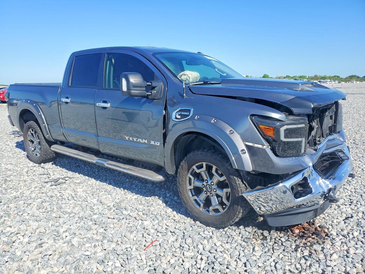 2017 Nissan Titan XD S