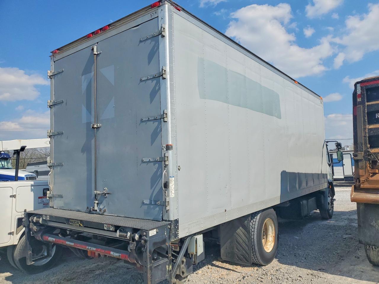 2014 Peterbilt 220 Refrigerated BOX Truck