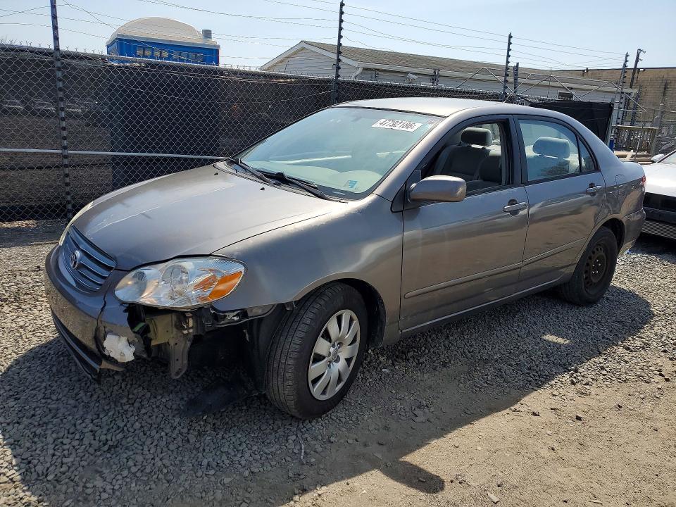 2004 Toyota Corolla le
