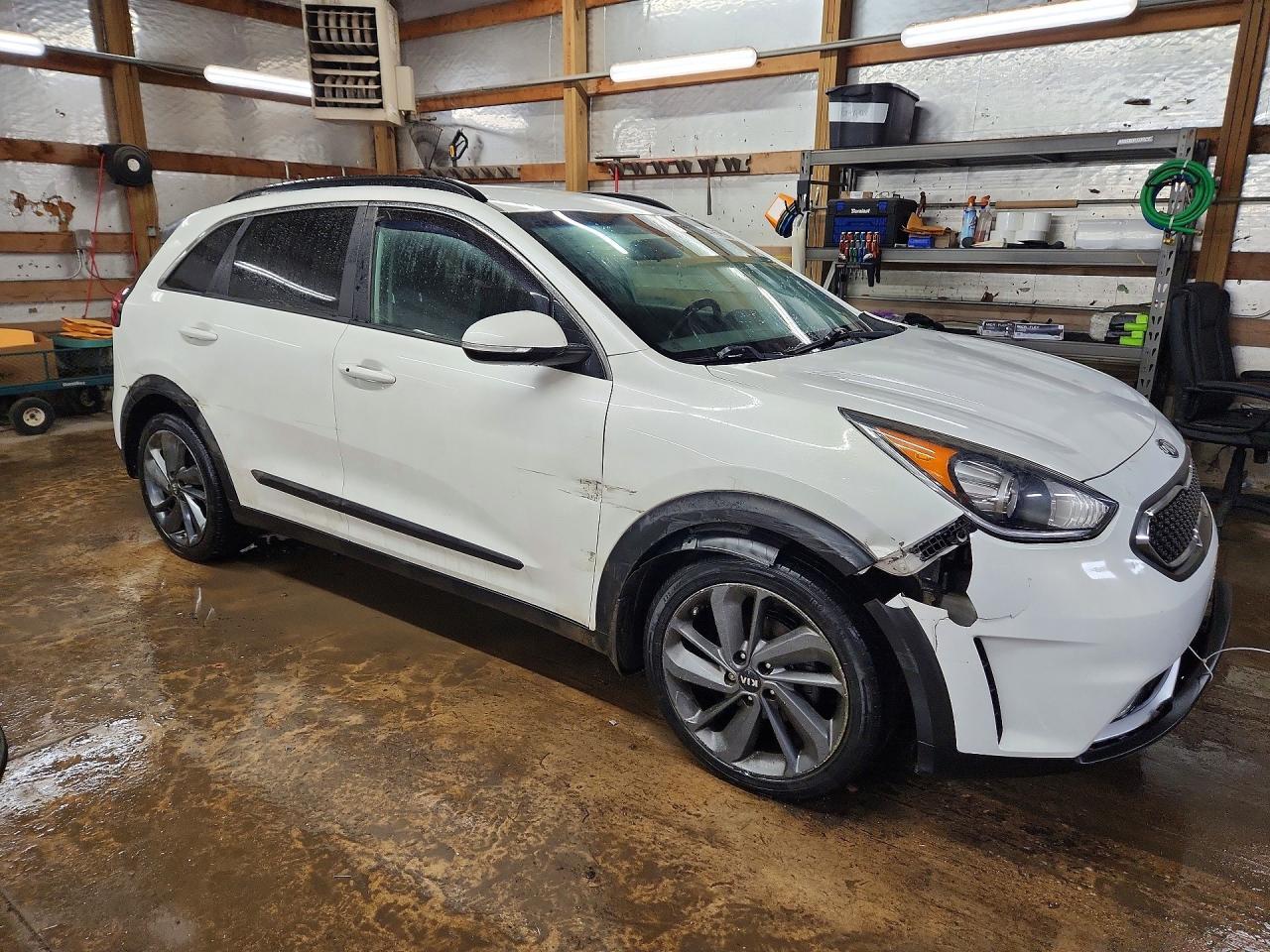 2017 KIA Niro ex