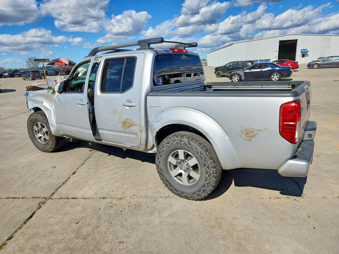 2012 Nissan Frontier S
