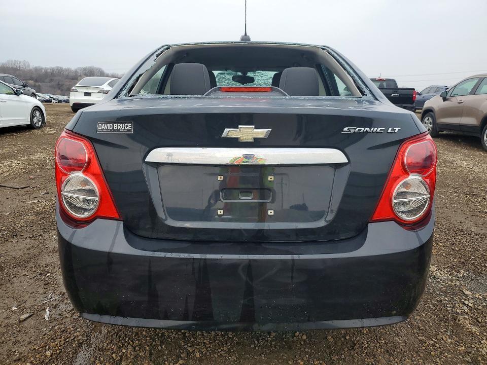 2015 Chevrolet Sonic lt