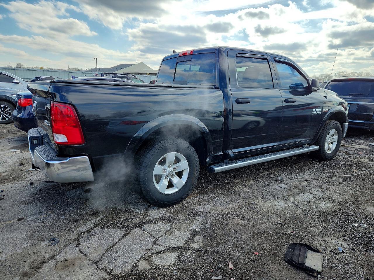 2015 Dodge RAM 1500 SLT