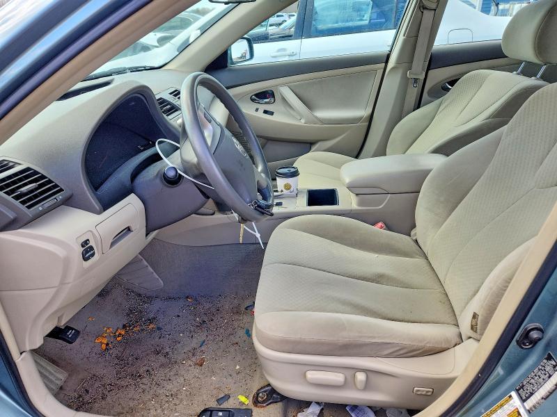 2009 Toyota Camry le