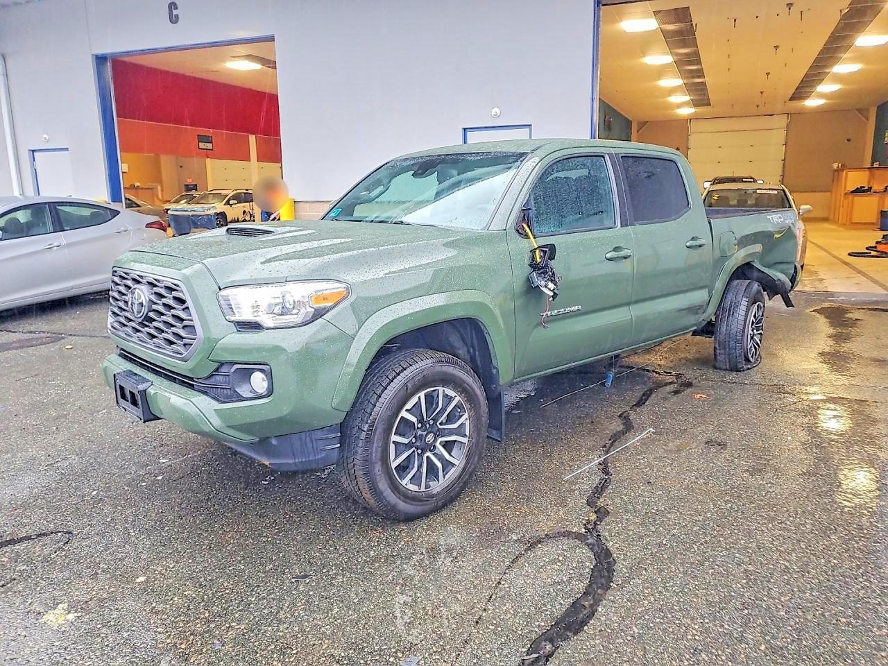 2021 Toyota Tacoma TRD Sport