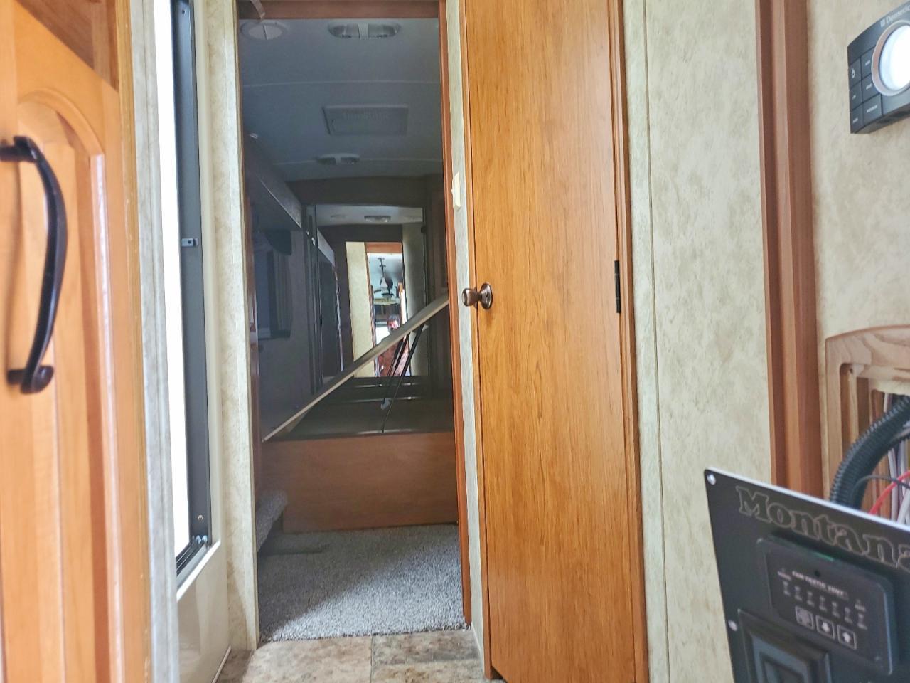 2013 Keystone Montana Camper