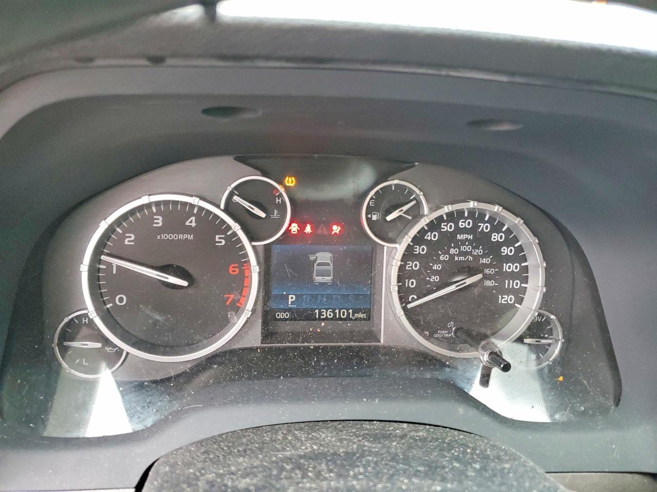 2014 Toyota Tundra SR5