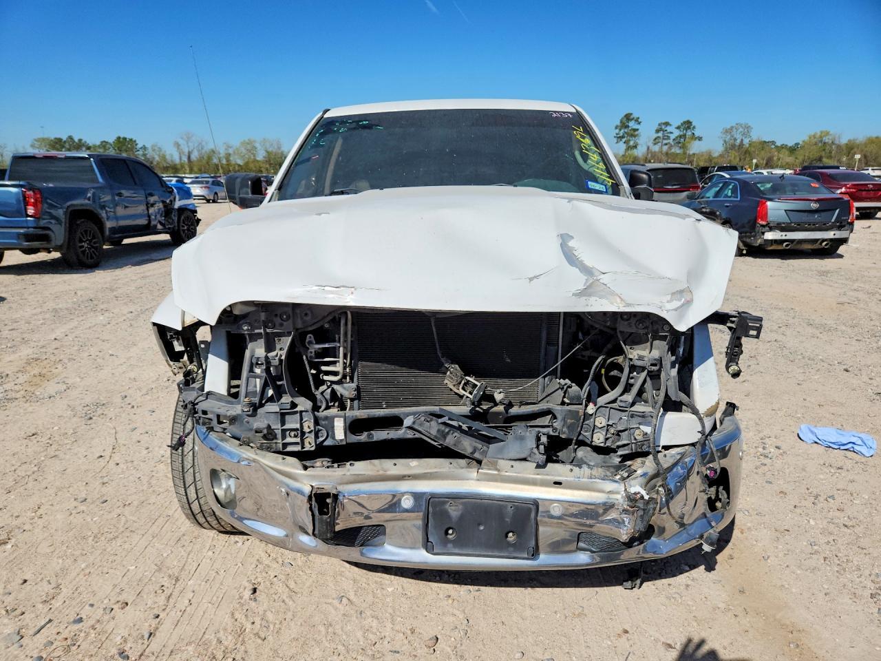 2015 Dodge RAM 1500 SLT