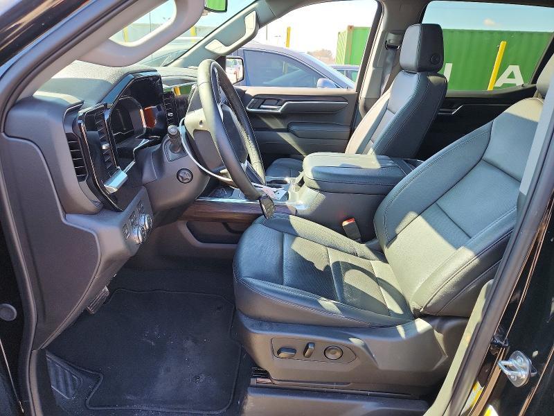 2025 GMC Sierra K1500 SLT