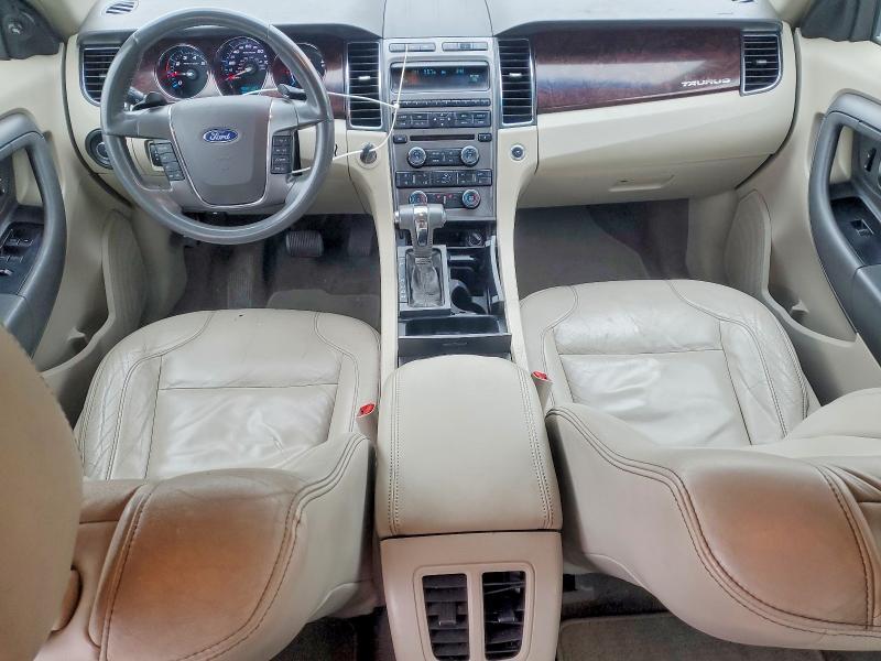 2010 Ford Taurus sel