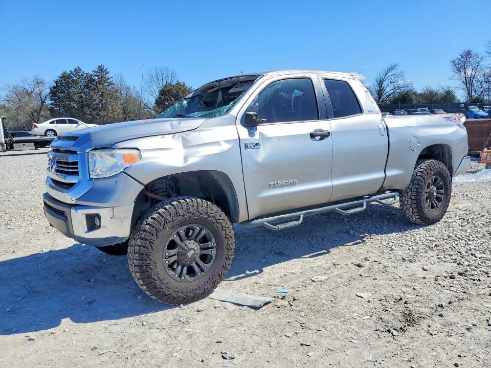 2016 Toyota Tundra SR5