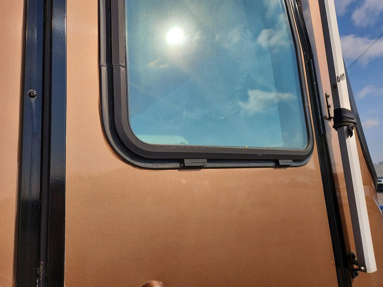 2001 Roadmaster Rail Executive Signature