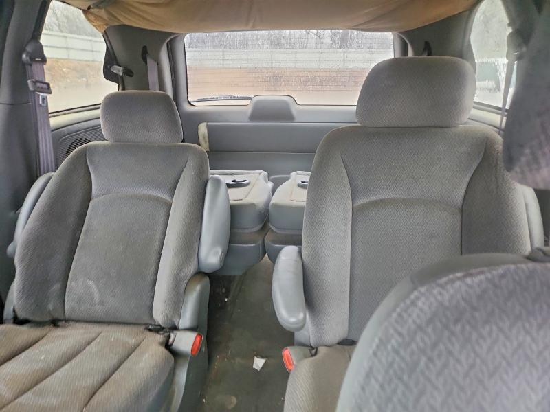 2004 Dodge Caravan sxt