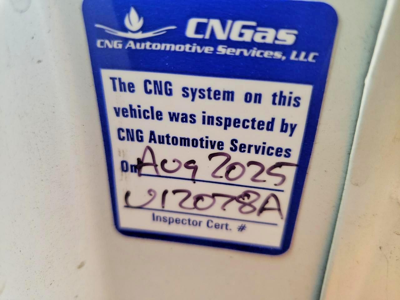2014 Chev Express G2500 4LT