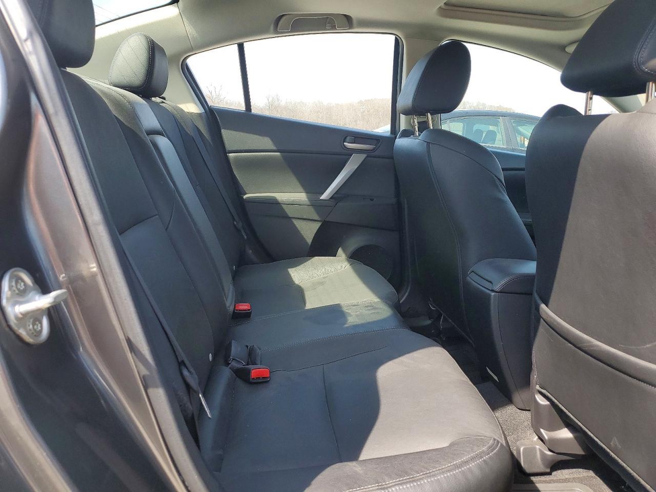 2012 Mazda 3 I