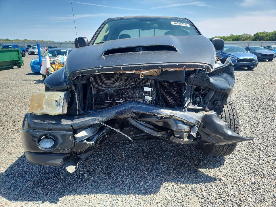 2004 Dodge RAM 1500 ST