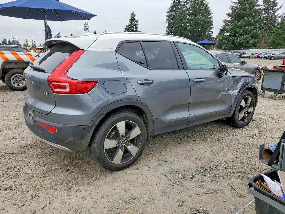 2019 Volvo Xc40 T5 Momentum