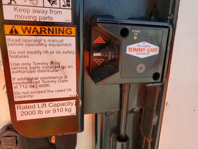 2020 GMC Savana BOX Truck