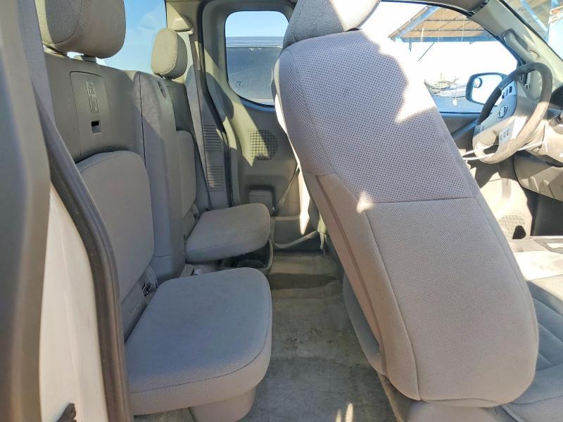 2015 Nissan Frontier S