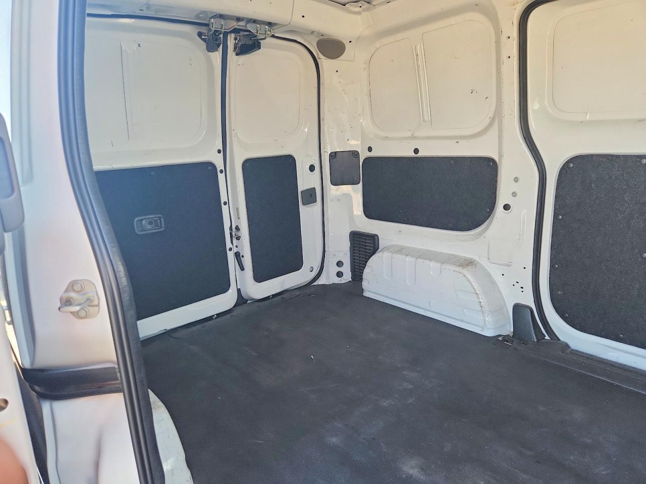 2014 Nissan NV200 Delivery Van
