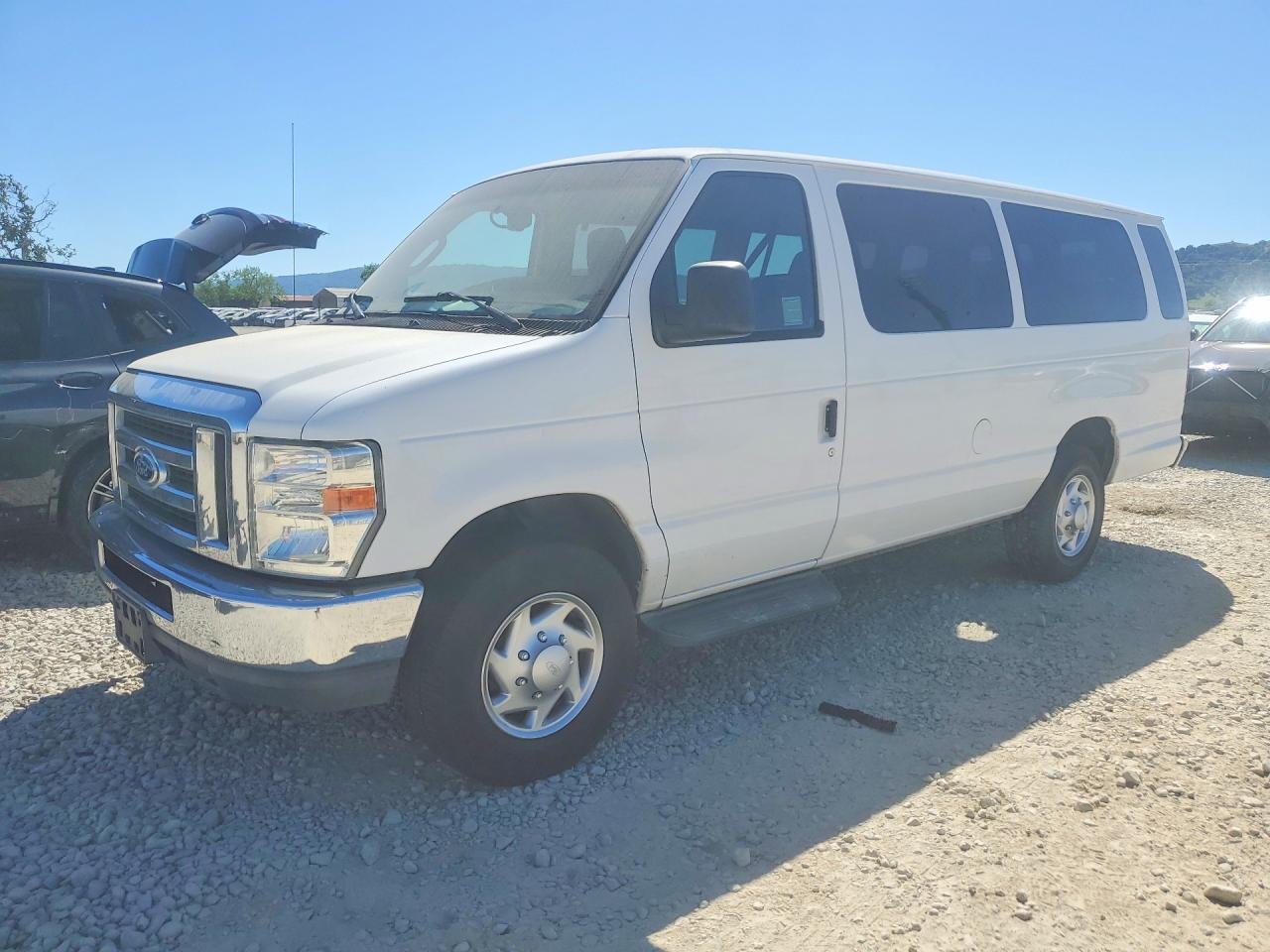 2014 Ford Econoline E350 Super Duty Wagon