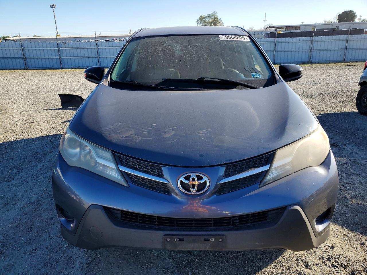2014 Toyota Rav4 le