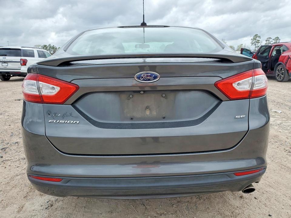 2015 Ford Fusion se