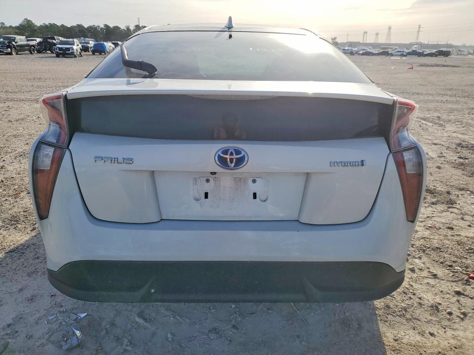 2016 Toyota Prius Four Touring