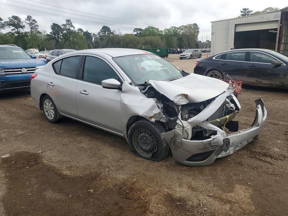 2017 Nissan Versa 1.6 sv