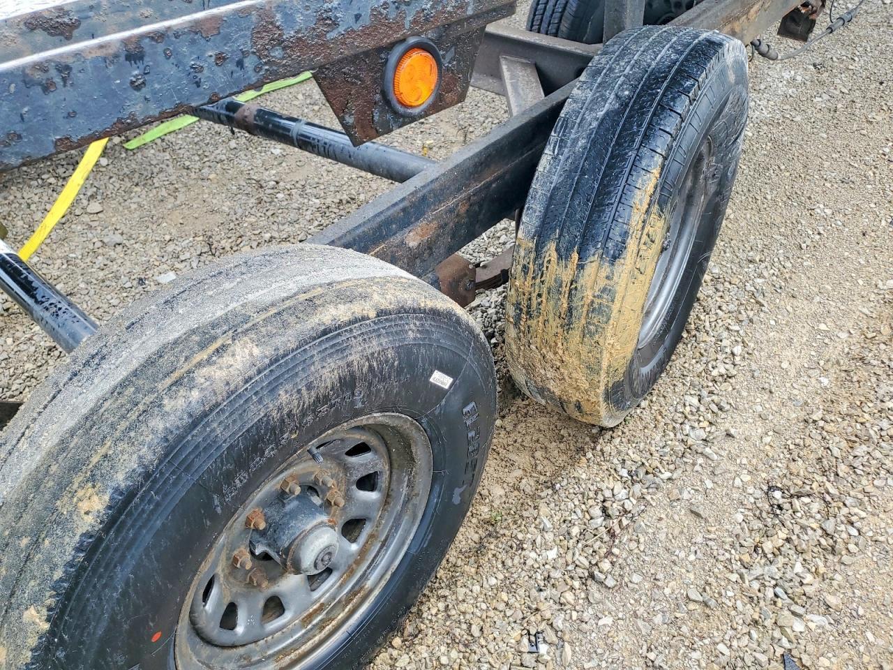 2014 Down 2 Earth Car Carrier