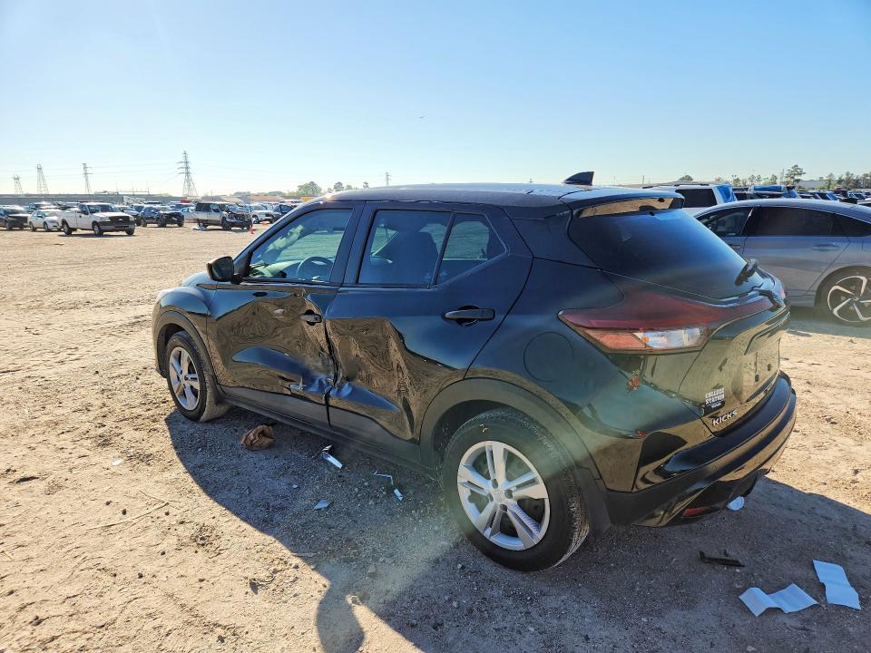 2024 Nissan Kicks s