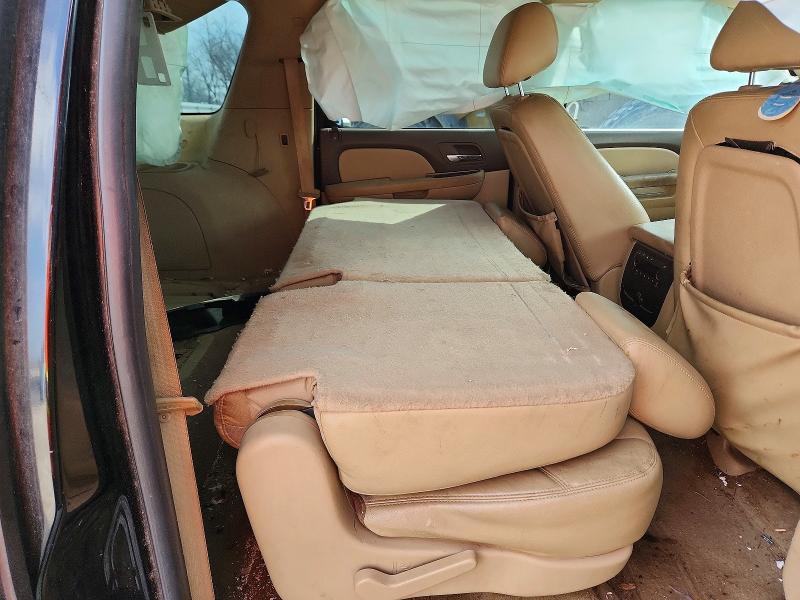 2011 GMC Yukon xl K1500 slt