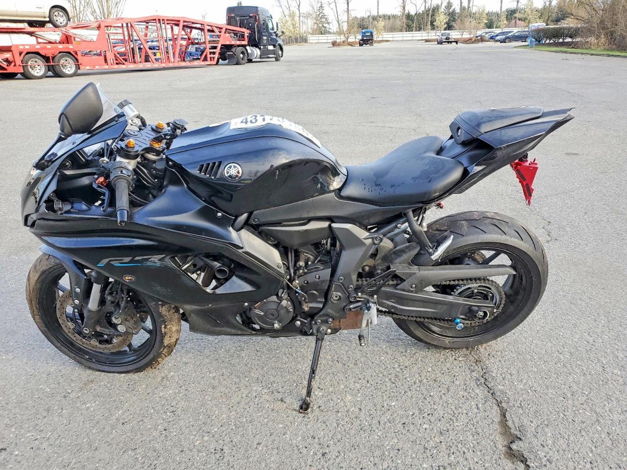 2023 Yama YZFR7