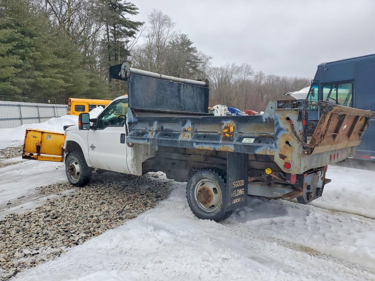 2015 Ford F350 Super Duty Dump Truck