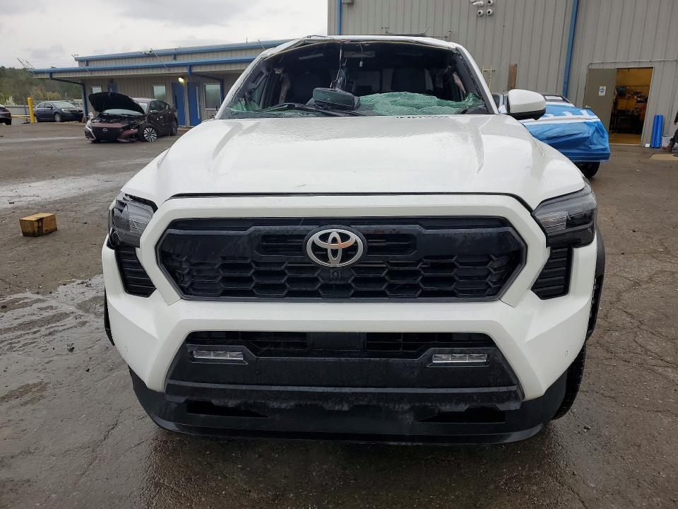 2025 Toyota Tacoma TRD OFF-ROAD HV