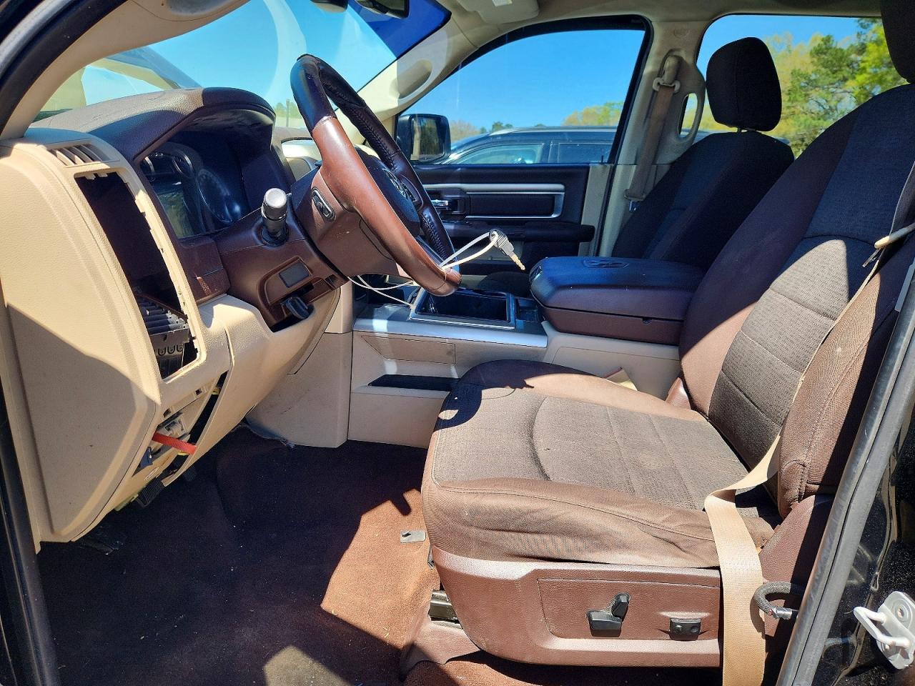 2014 Dodge RAM 1500 SLT