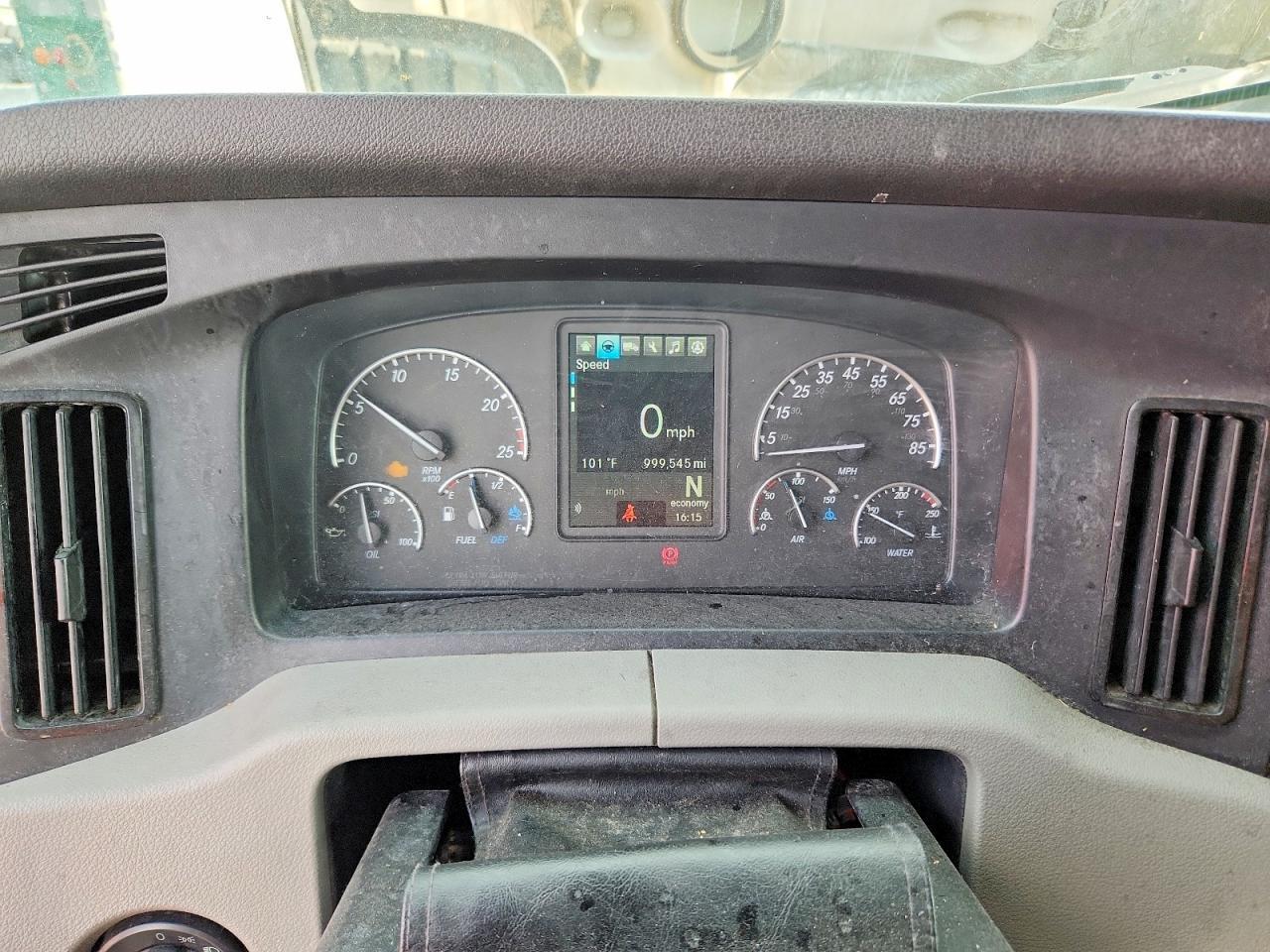2020 Freightliner Cascadia 126 Semi Truck