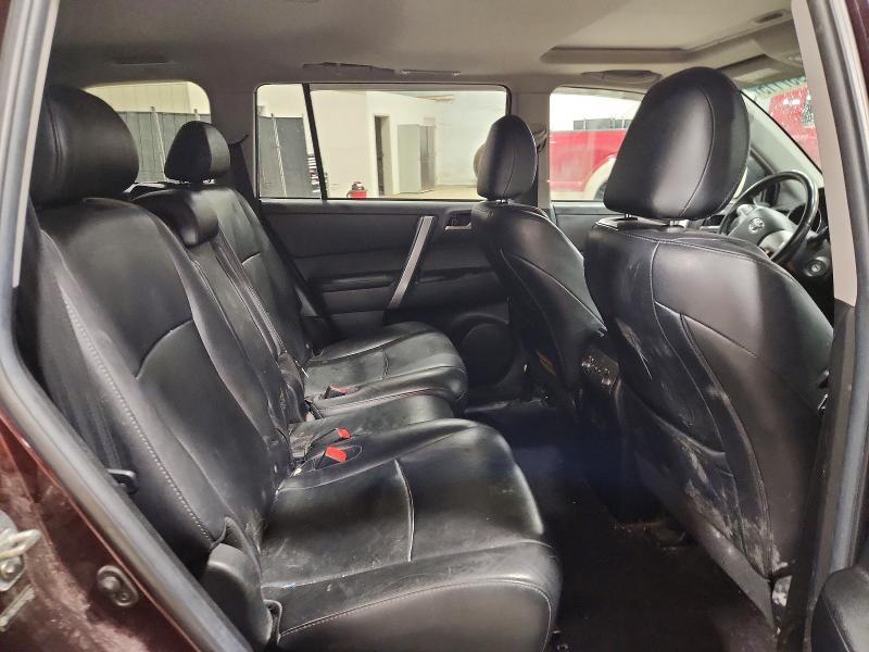 2012 Toyota Highlander se